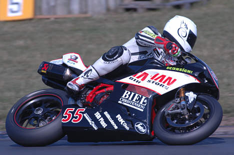 Anders Lilja på René Prangs Ducati 1098R.